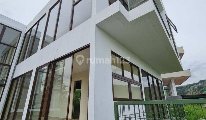 Rumah Villa Kolam Renang view Gunung dan City Dago Bandung 2