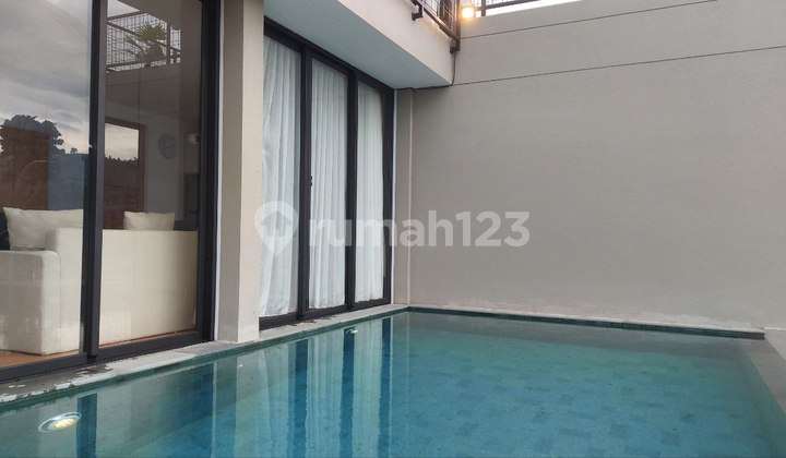 Rumah Konsep Villa Kolam Renang View Pegunungan dan Kota Bandung 2