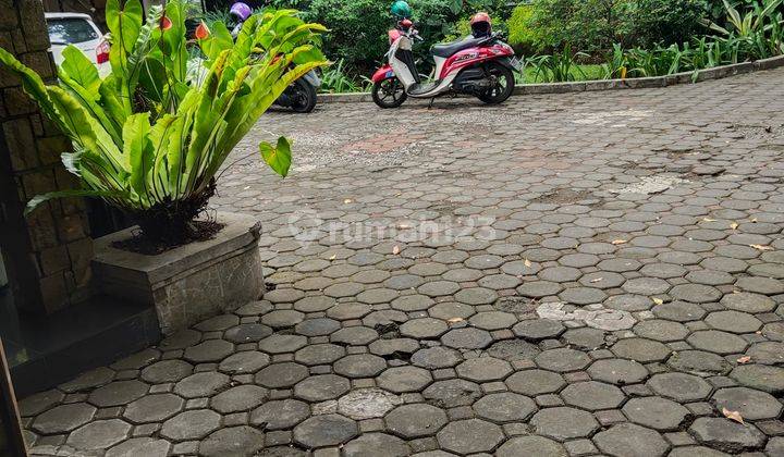 Rumah 2 lantai Sayap Riau,Supratman,Dago Kota Bandung 2