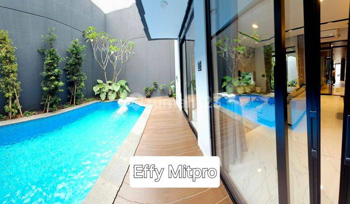 Rumah Minimalis Modern Kolam Renang Kota Baru Parahyangan 2