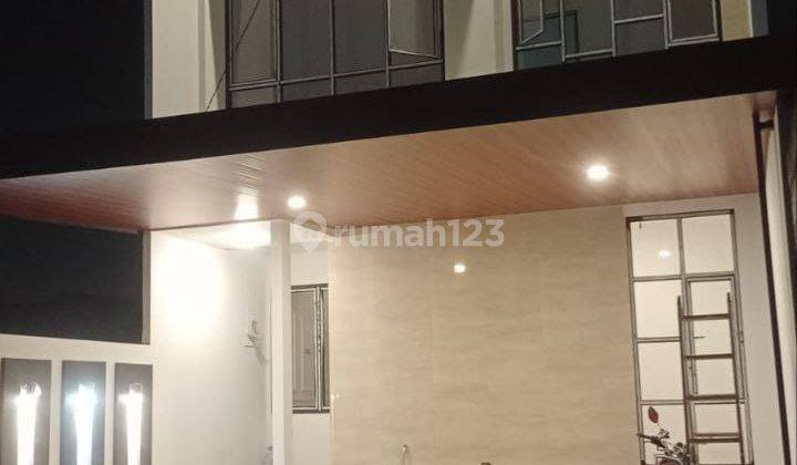 Rumah 2 Lantai Siap Huni Dekat Stasiun Lrt Jatimulya Bekasi 1