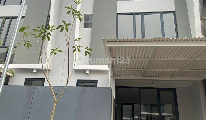 Royal Residence Cluster Serenade 3lt 3 Bedroom 1