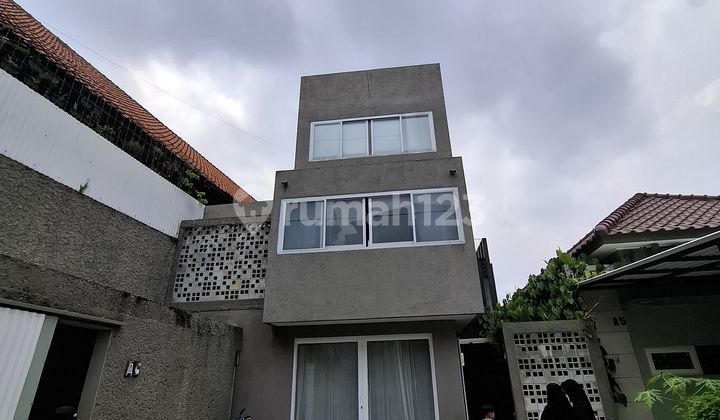Rumah Cigadung Karya Arsitek Ternama View Kota Bandung 2
