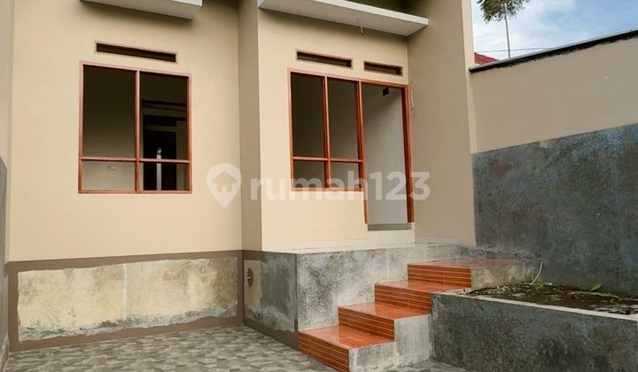 Rumah Baru Dalam Cluster Di Sariwangi 1