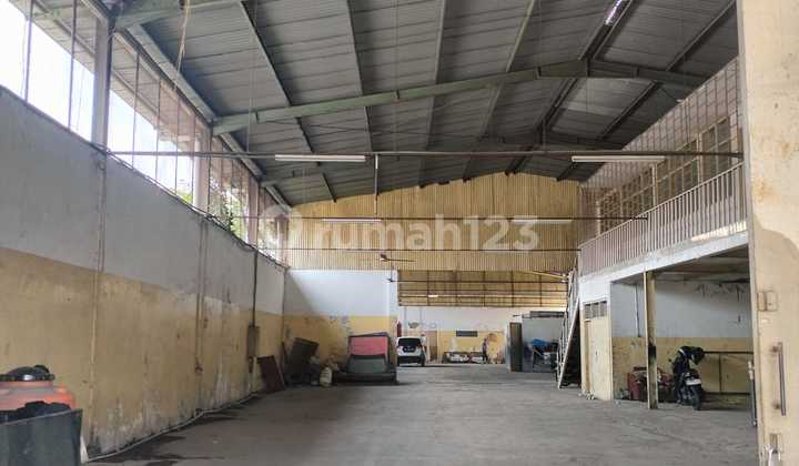 Ready-To-Use Warehouse for Sale in Sayap, Jl. Sudirman