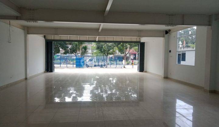 Disewakan Gedung mewah berlantai 4 ada Lift 3