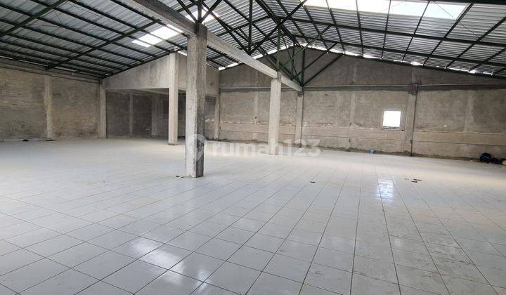 Disewakan Gudang+Kantor Bangunan Baru
GedeBage Mainroad 1