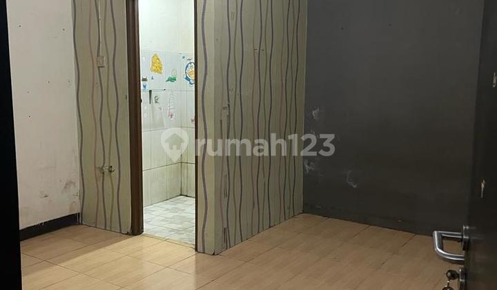 Dijual kost2an aktif jl Ahmad Yani 1