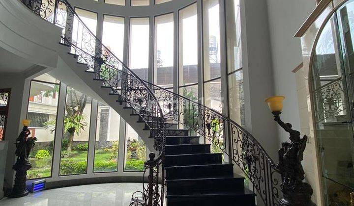 Dijual Rumah Mewah di Batunggal Indah 2