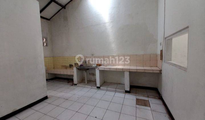 DIJUAL/DISEWAKAN RUMAH PASIRLUYU 3