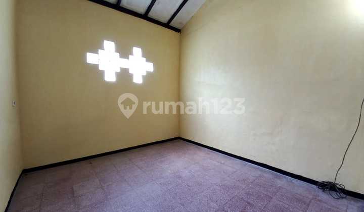 DIJUAL/DISEWAKAN RUMAH PASIRLUYU 4