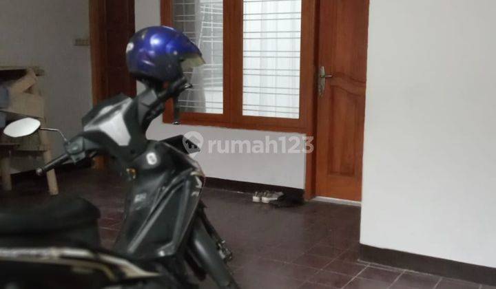 DISEWAKAN RUMAH DI SAYAP SUPRATMAN 2