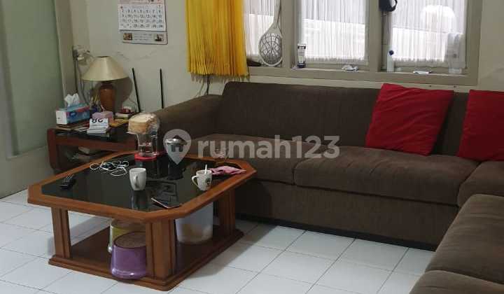 Dijual Rumah sangat terawat Sayap Veteran 5