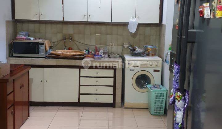 Dijual Rumah sangat terawat Sayap Veteran 4