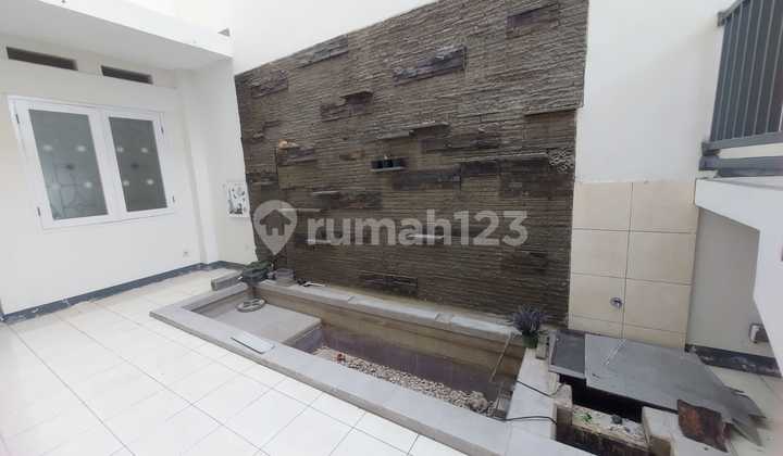 Disewakan Rumah KBP sangat Terawat 9