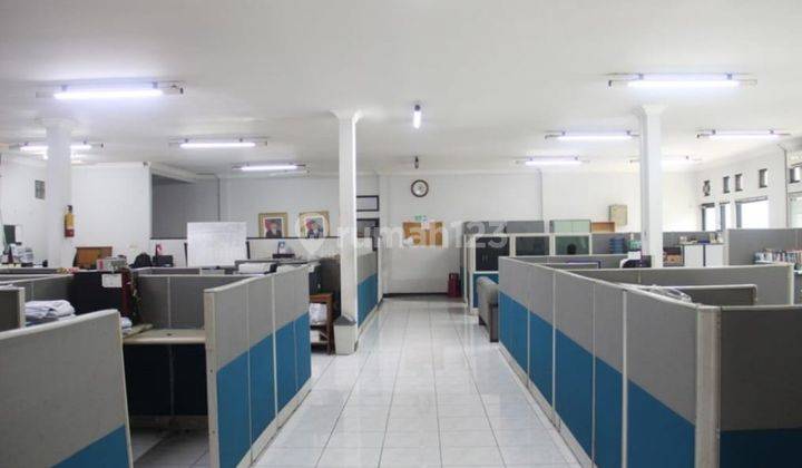 Dijual Kantor / Ruang Usaha di Ciateul Bandung 4