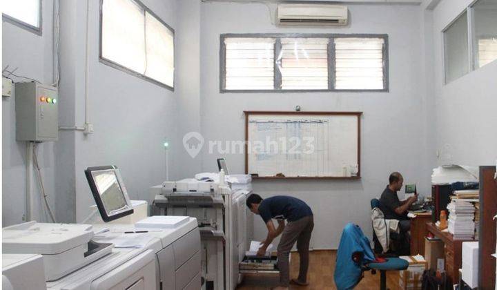 Dijual Kantor / Ruang Usaha di Ciateul Bandung 8