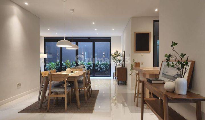 Dijual Rumah Baru design Modern Minimalis Furnished 2 lantai di KBP 1