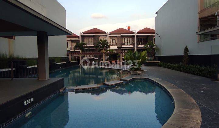 Rumah tinggal sudirman town house 1