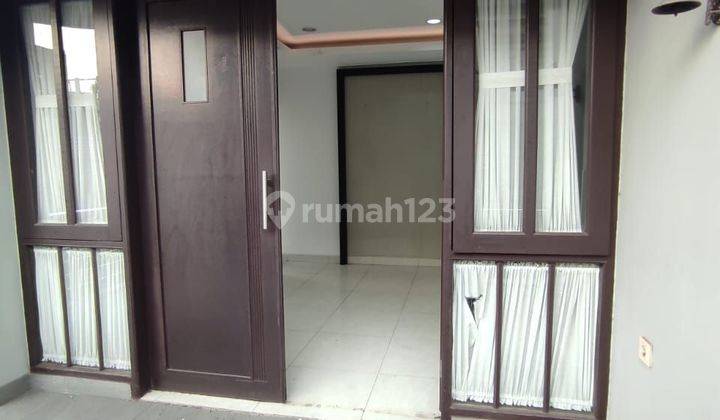 Rumah tinggal sudirman town house 2