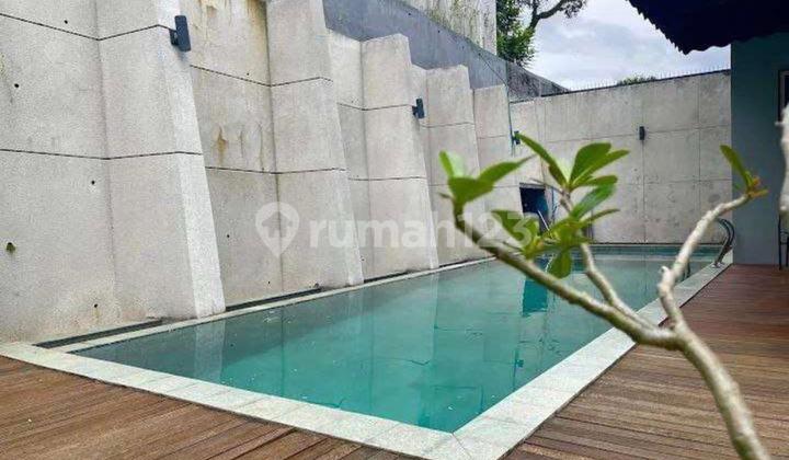 Rumah Mewah Dengan Swimming Pool Di Citra Green Dago Full Furnish