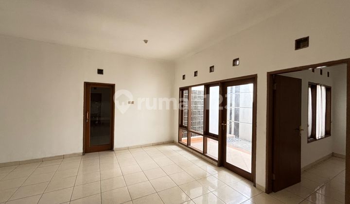 Disewakan Rumah Batununggal Disewakan Rumah Batununggal