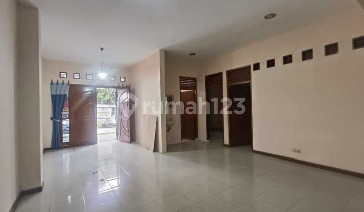 Rumah Lux Sayap Gatot Subroto 1