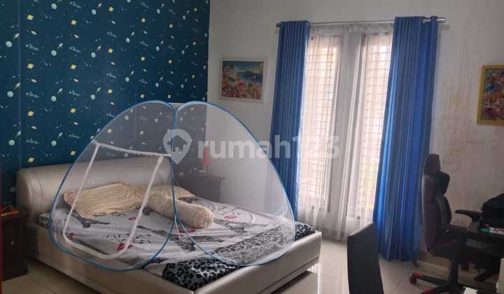 For Sale Nice Strategic House At Hoek Sayap Bkr 2