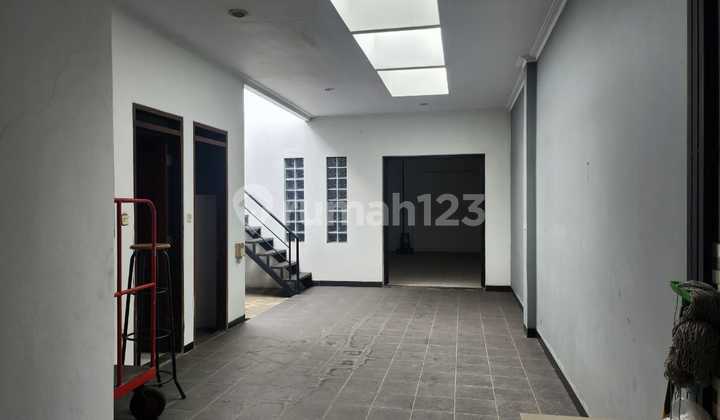 House for Sale in Mekarwangi Area 2