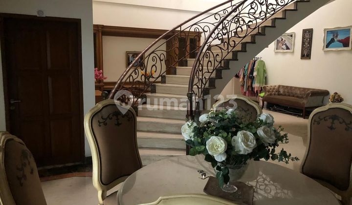 Dijual Rumah Mewah Sayap Cipaganti