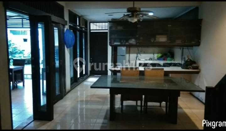 For Sale Spacious House in the City Center (Turangga)