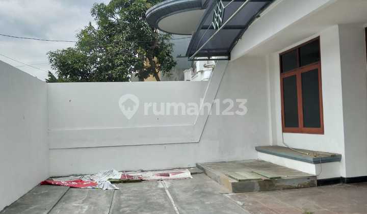 2-Story House Ready for Occupancy in Dadali Complex, Bandung