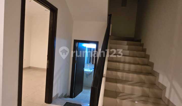 Rumah 2 Lantai Tipe Premium di Cluster Btari Summarecon Bandung 2