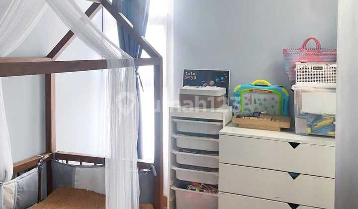 Modern Minimalist House in Arcamanik Complex, Bandung 2