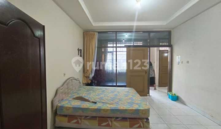 Rumah Bangunan 3 Lantai Strategis di Sayap Pajajaran Bandung 2