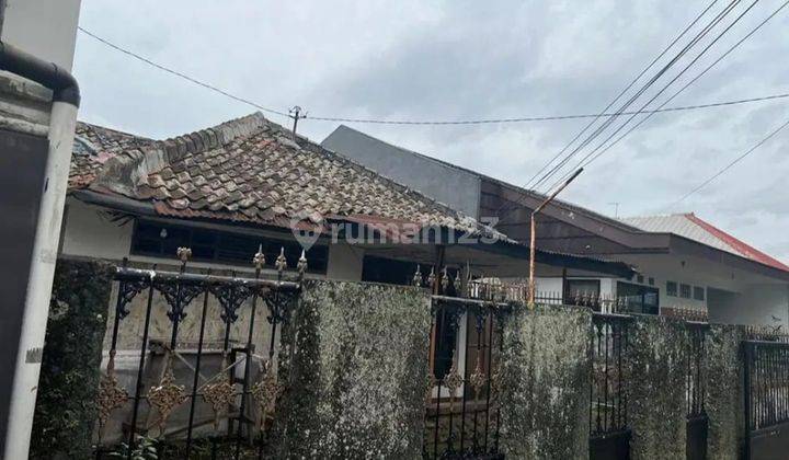 Rumah Tua Hitung Tanah Strategis di Lodaya Bandung 2