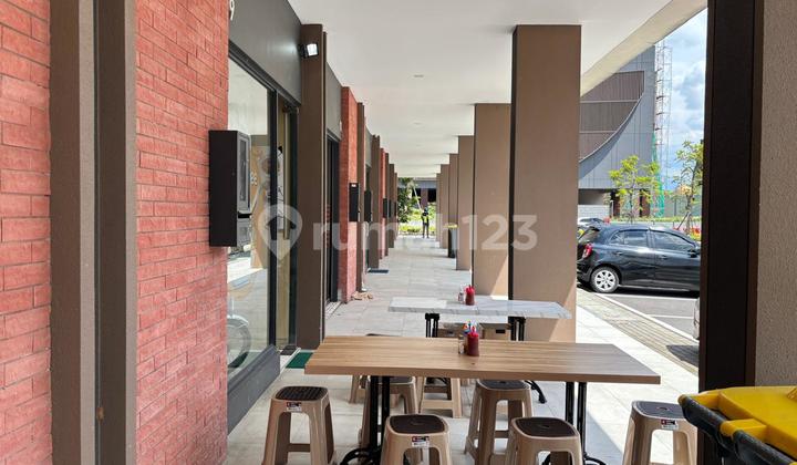 New Ready-to-Use Shophouse Building at Summarecon Bandung Magna Terrace 2