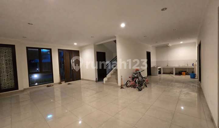 Rumah 2 Lantai Tipe Premium di Cluster Btari Summarecon Bandung