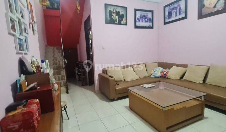 Dijual Rumah Siap Huni di Singgasana Pradana Bandung 1