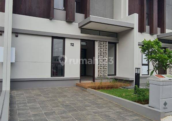 Rumah Baru Modern di Flora Summarecon Bandung 1