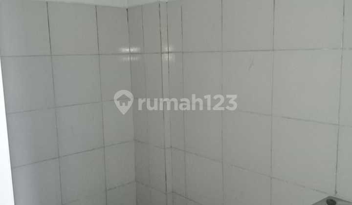 Disewakan Ruko Strategis di Sarijadi Bandung 4