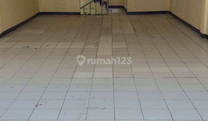 Disewakan Ruko Strategis di Setrsari Bandung 7