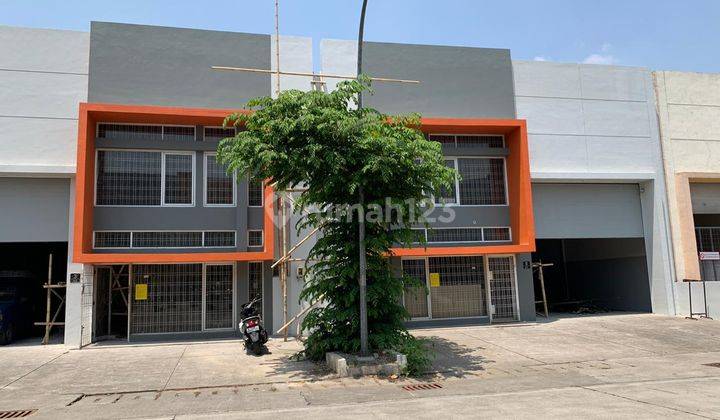 Gudang Strategis Terawat di Biz Park, Bandung 1
