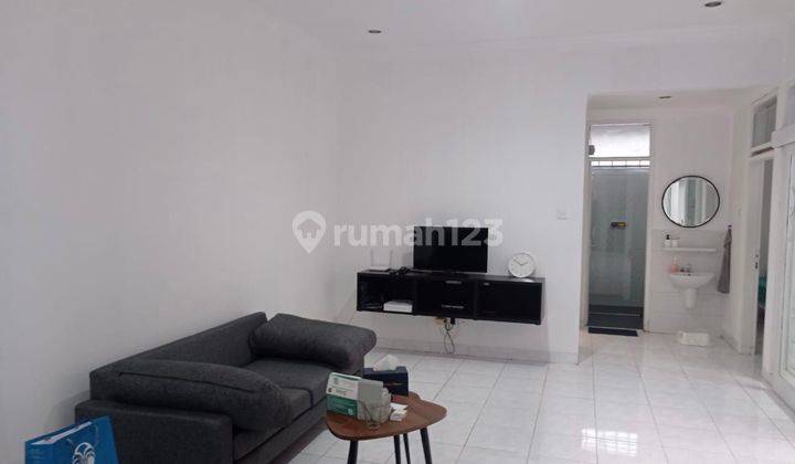 For Rent Rumah Nyaman Terawat Di Singgasana 6