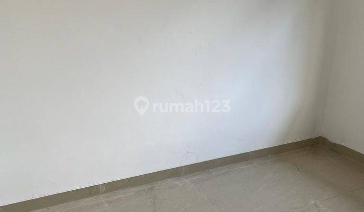 Rumah Baru Siap Huni Semi Furnish di Mekar Wangi 2