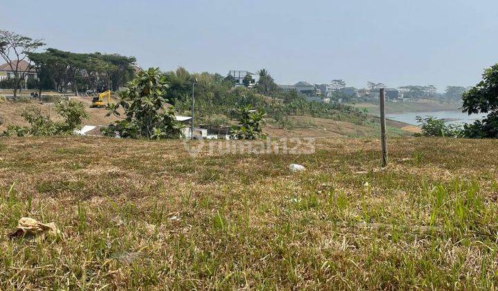 Dijual Kavling Siap Bangun View Danau di Kota Baru Parahyangan 1