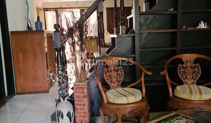 Dijual Rumah Unik Nyaman Furnish Siap Huni di Wangsakerta Kbp 2