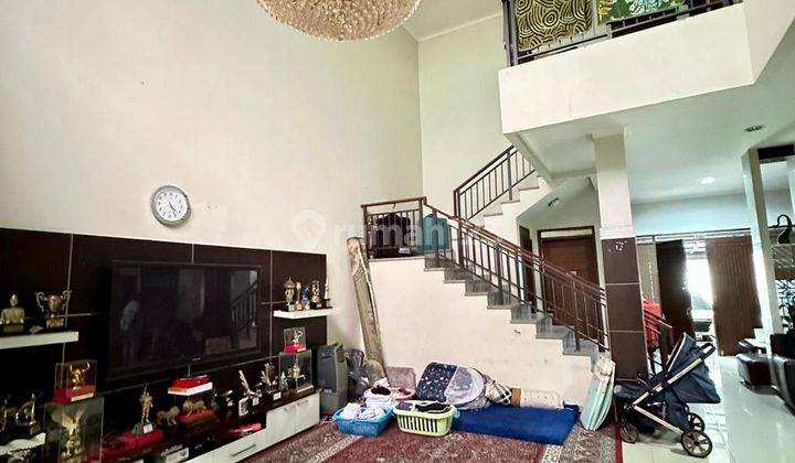 Dijual Rumah Nyaman Cantik Furnish Siap Huni di Mekarwangi 2