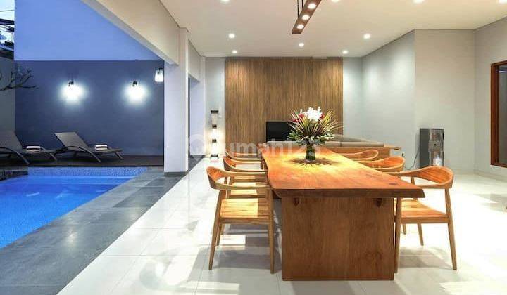 Disewakan Vila Lux Nyaman Modern di Jalan Pantai Berawa Canggu 2