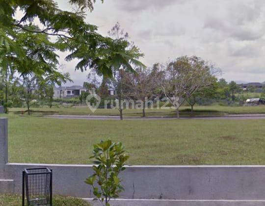 Dijual Kavling Spesial View Danau Depan Taman di Kota Baru 1